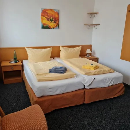 Arp's Hotel